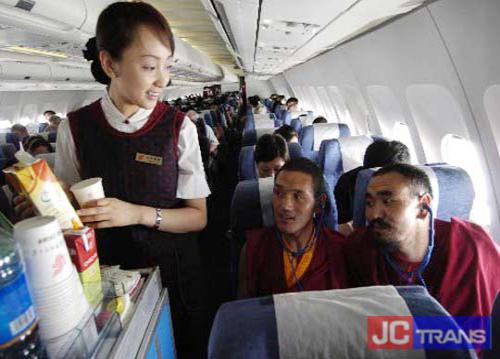 11日西宁机场开通拉萨空运航线