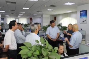 大连银行行长王旭一行来访焦点娱乐集团