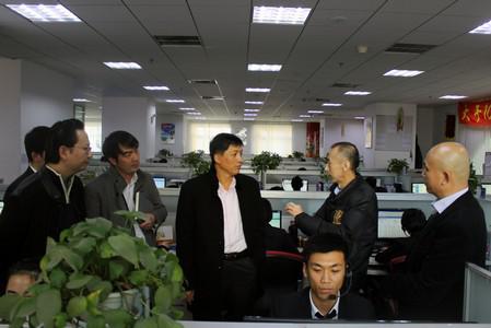 南洋商业银行大连分行领导来访焦点娱乐集团